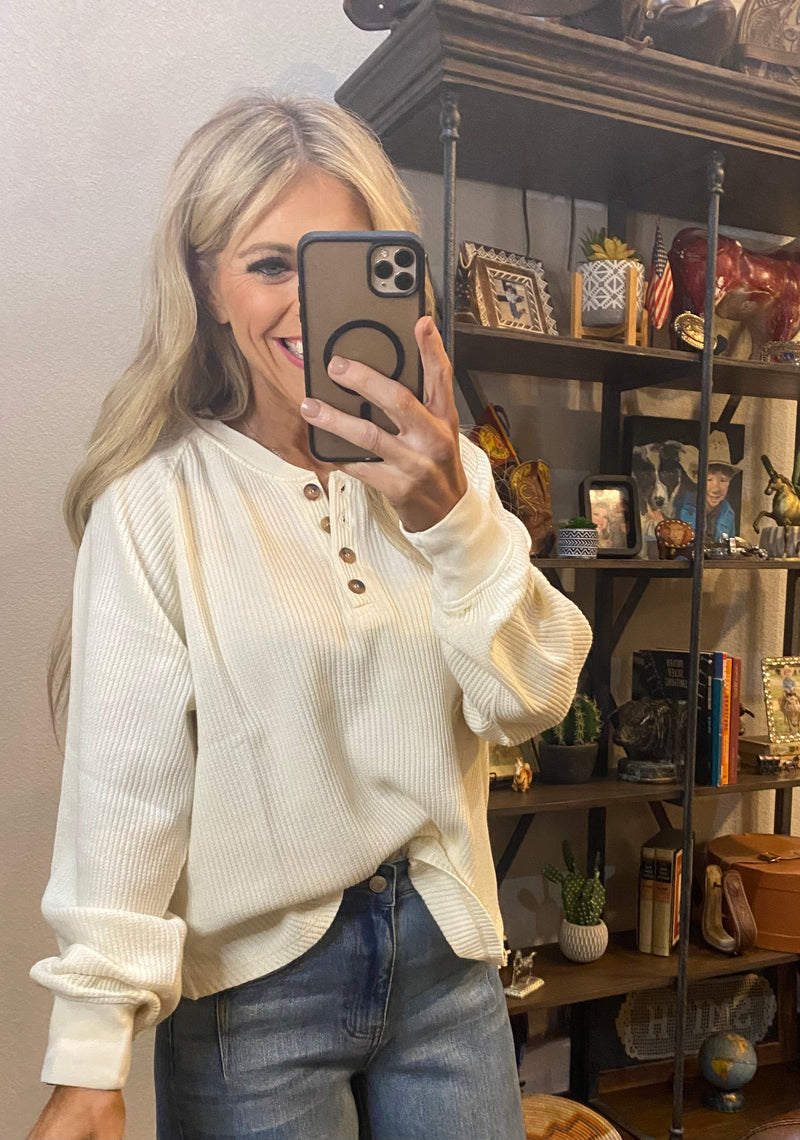 Dina Top