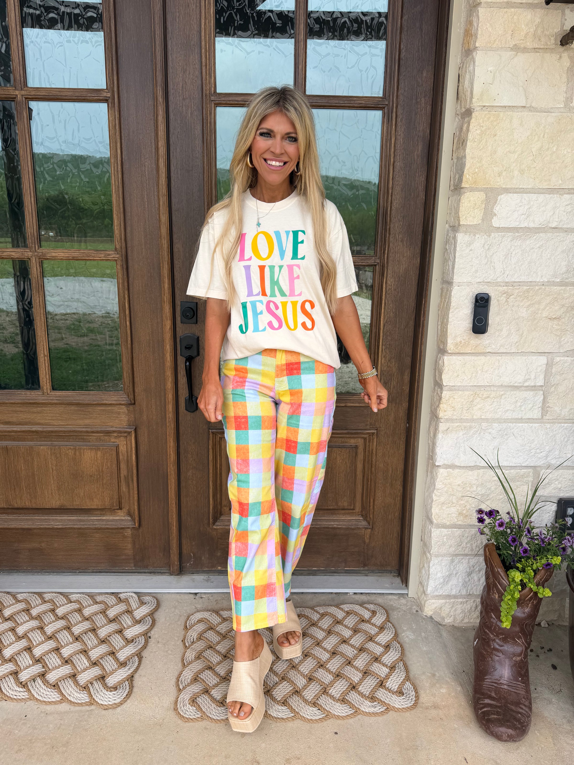 Love Like Jesus Graphic Tee
