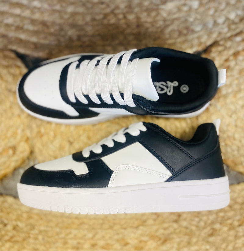 Donna Kay Sneakers