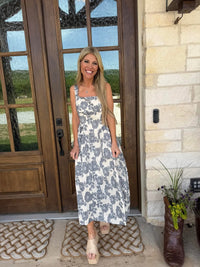 Moxi Lou Dress